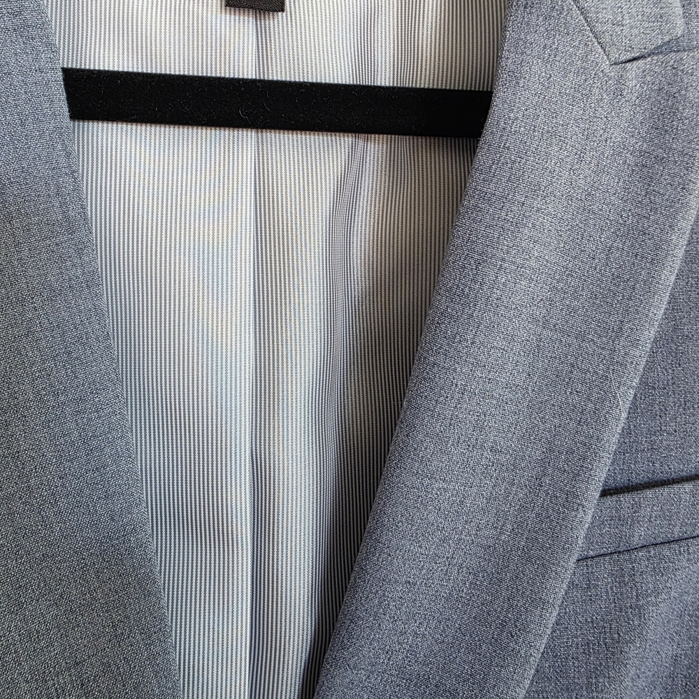 Banana Republic Classic Black and White Blazer - Picture 8 of 8